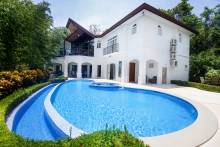 HRG Vacations